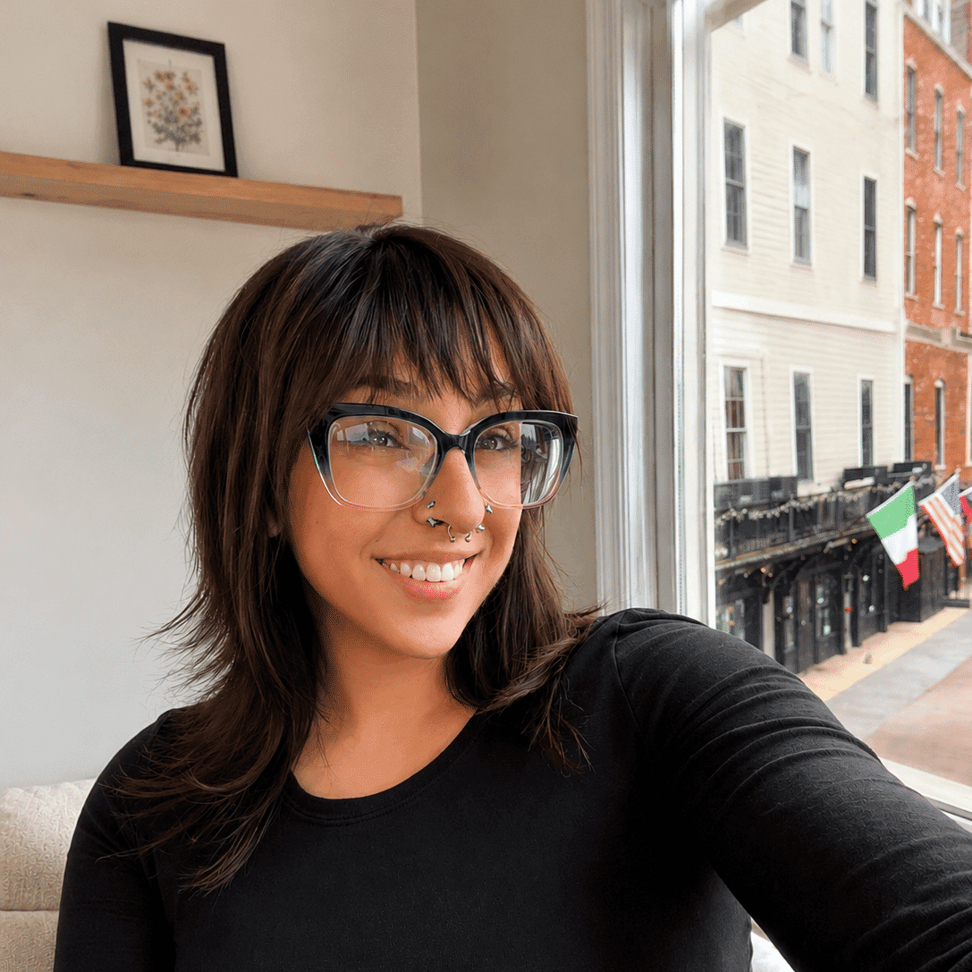 Portrait of Lauren Mazza, a professional stylist at Soho Salon, showcasing their expertise and style.